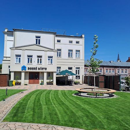 Dobre Misto Hotel Krnov Luaran gambar