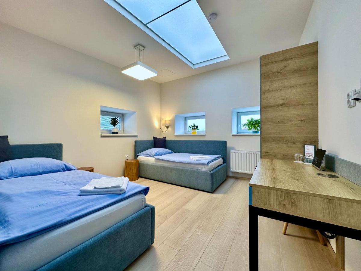 Dobre Misto Hotel Krnov Luaran gambar