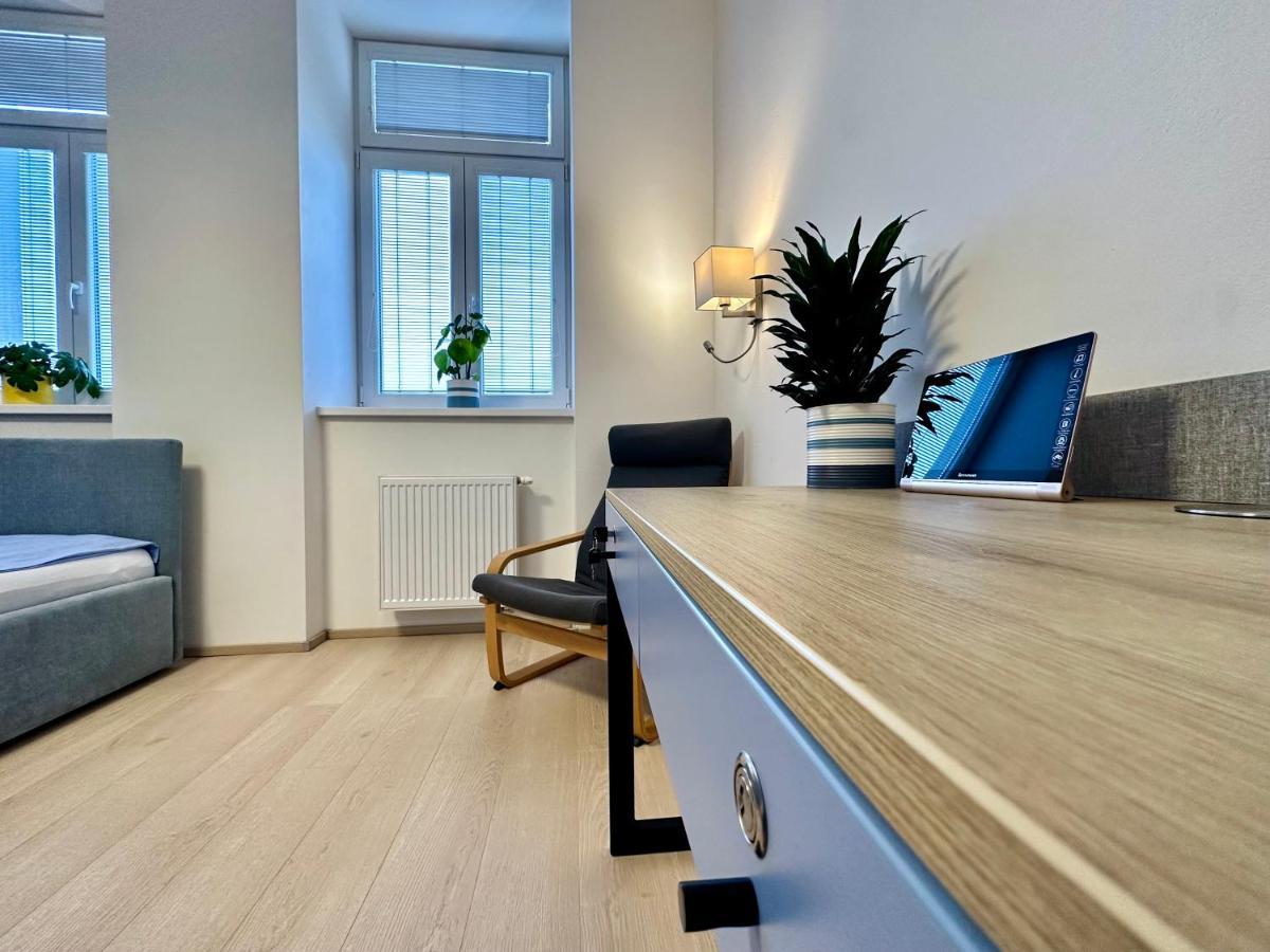 Dobre Misto Hotel Krnov Luaran gambar