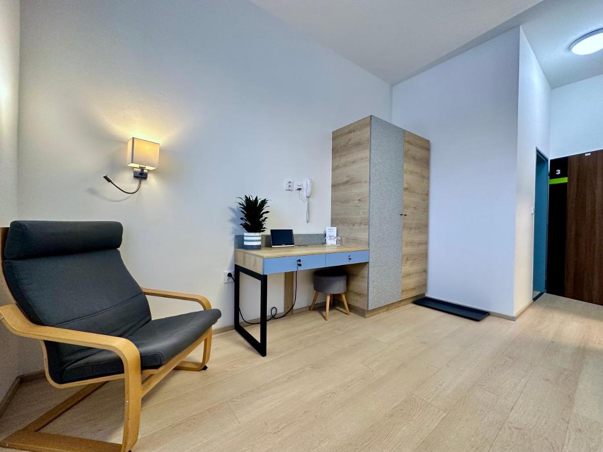 Dobre Misto Hotel Krnov Luaran gambar
