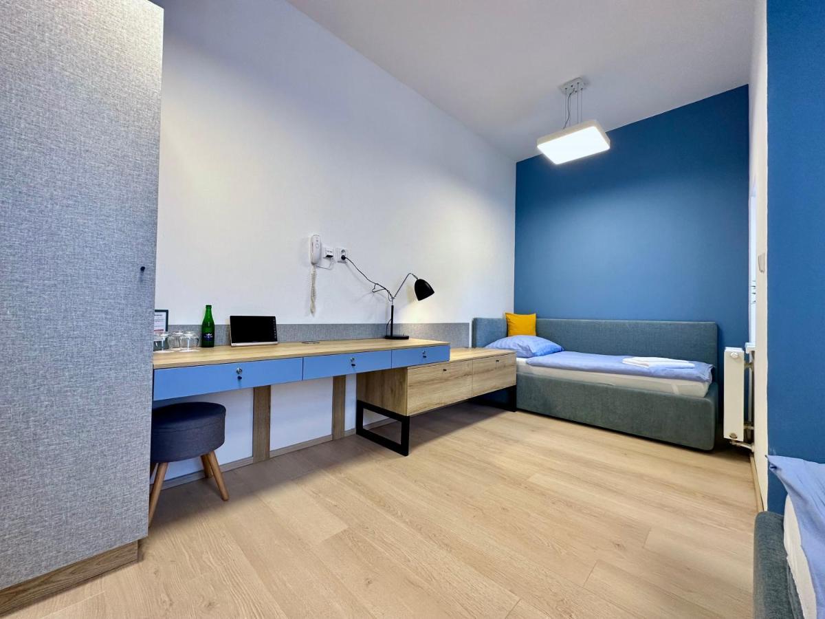 Dobre Misto Hotel Krnov Luaran gambar