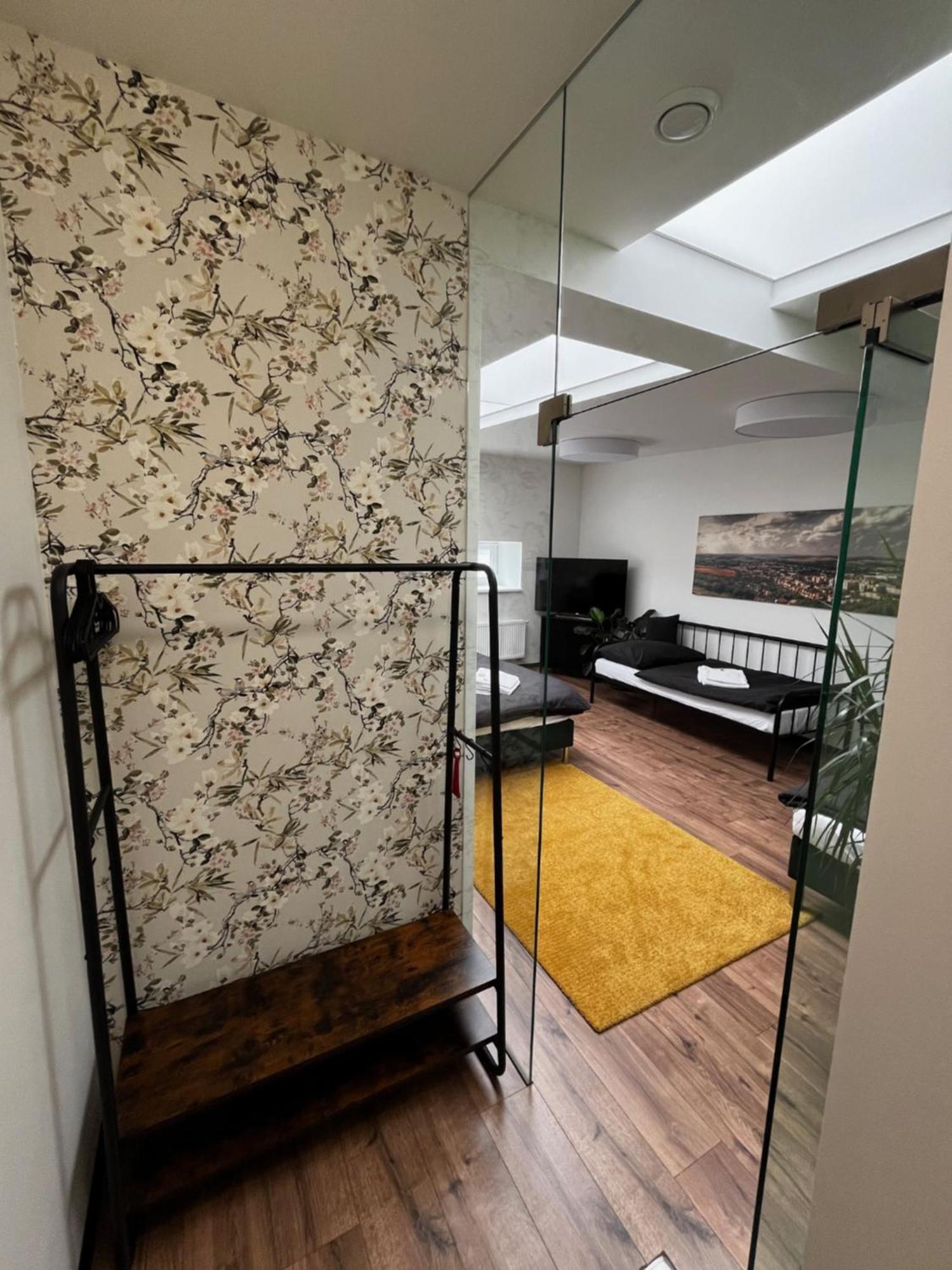 Dobre Misto Hotel Krnov Luaran gambar