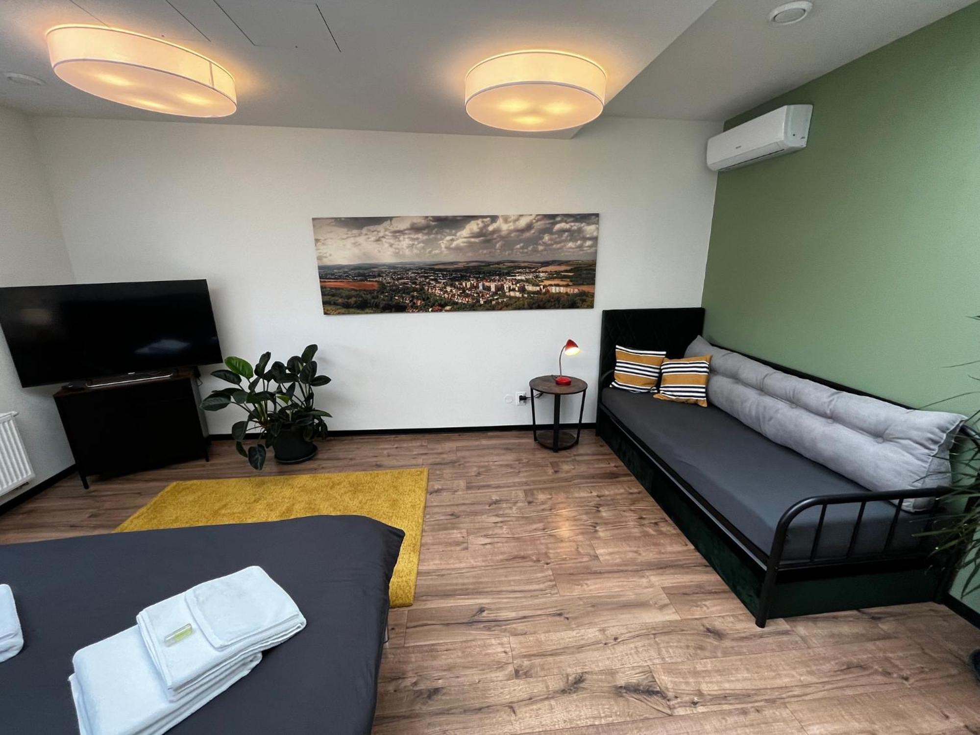 Dobre Misto Hotel Krnov Luaran gambar
